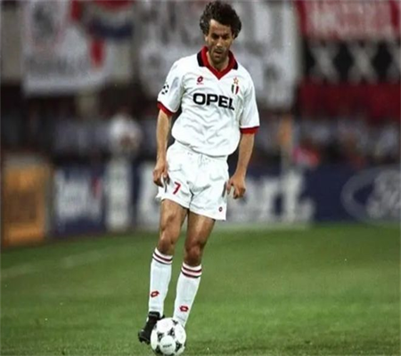 Roberto Donadoni - Người hùng cống hiến tận hơi thở cho AC Milan, nhưng lại không may mắn trong đội tuyển Ý